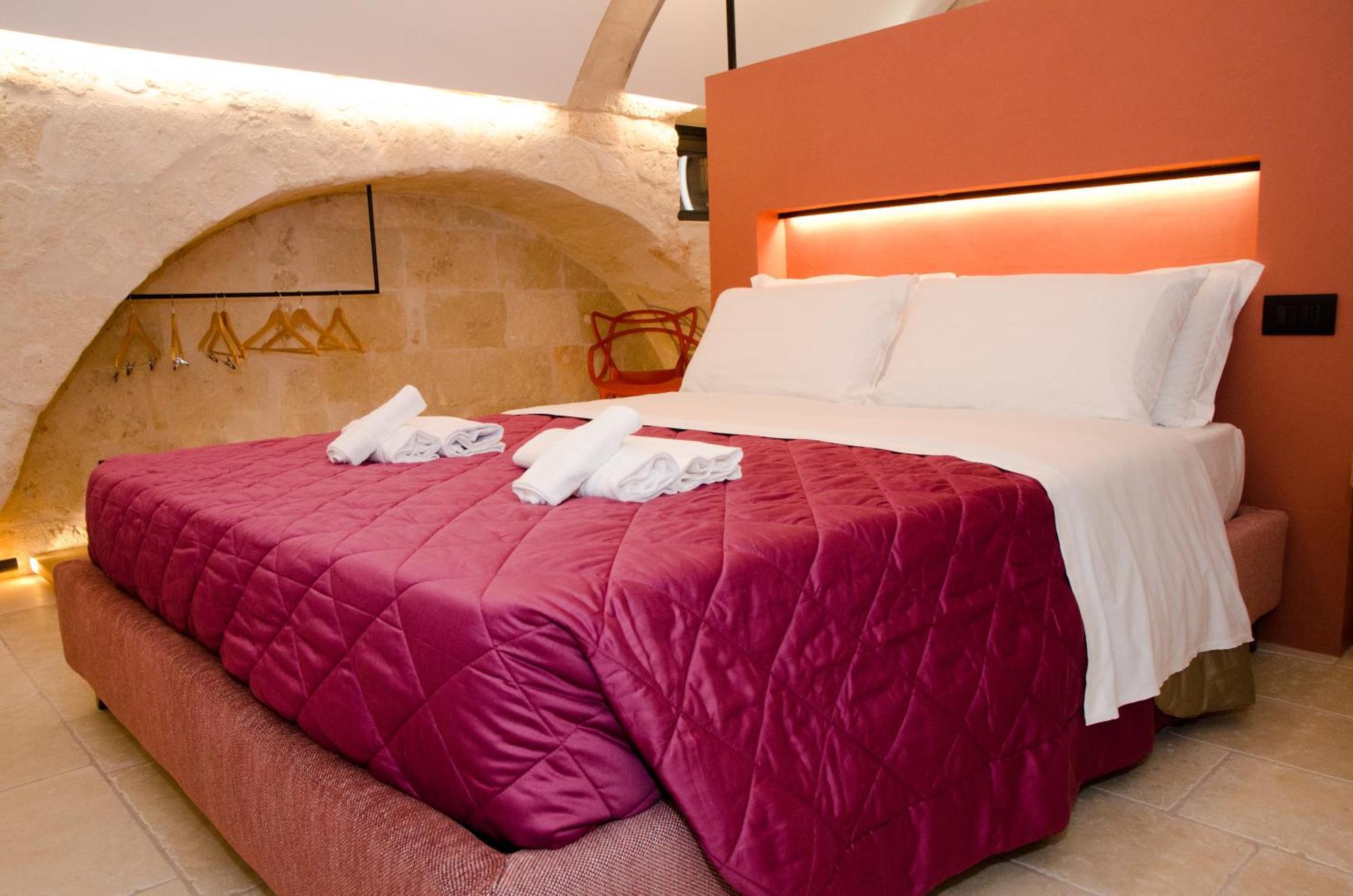 Suite Santa Caterina Монополи Экстерьер фото